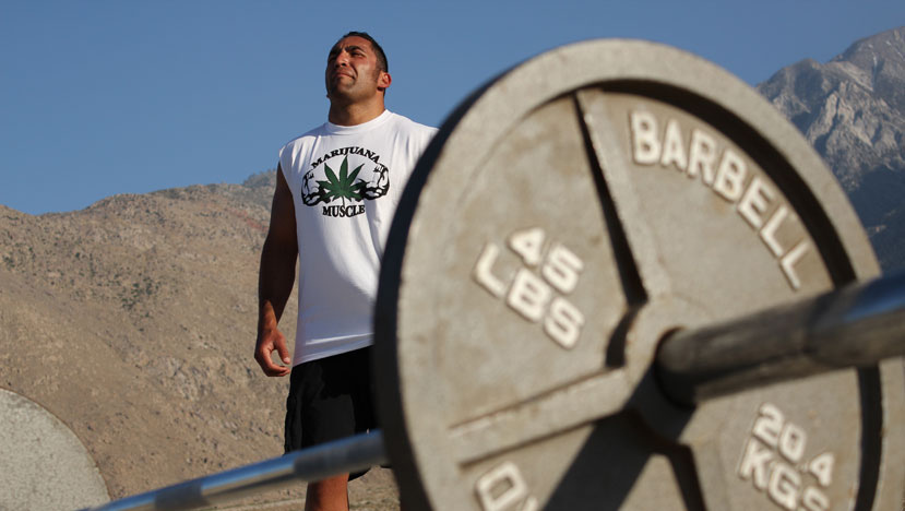 How to Use T-Shirts to Market Your Marijuana Business